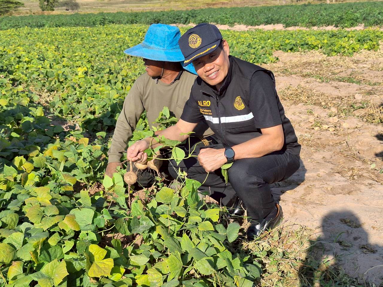 title - ผู้ตรวจราชการ ส.ป.ก. ประชุมตรวจราชการและติดตามความก้าวหน้าผลการดำเนินงานตามแผนการตรวจราชการของผู้ตรวจราชการสำนักงานการปฏิรูปที่ดินเพื่อเกษตรกรรม ประจำปีงบประมาณ พ.ศ. 2569 รอบที่ 1 เขตตรวจราชการที่ 12 จังหวัดมหาสารคาม 